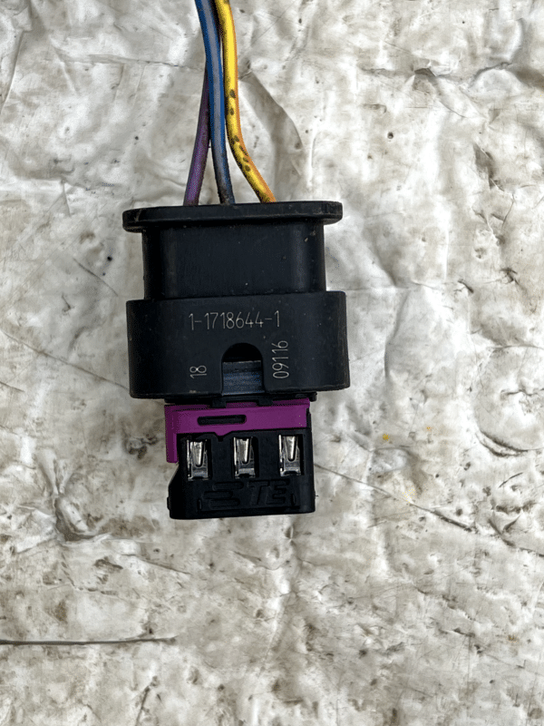 Mercedes Audi VW Parking Sensor Wiring Loom Harness Plug Connector 1 1718644 1 178560614215 2