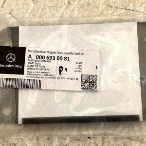 Mercedes C Class W204 Rear Bumper Mount Gasket Seal A0006930081 Genuine - Image 8