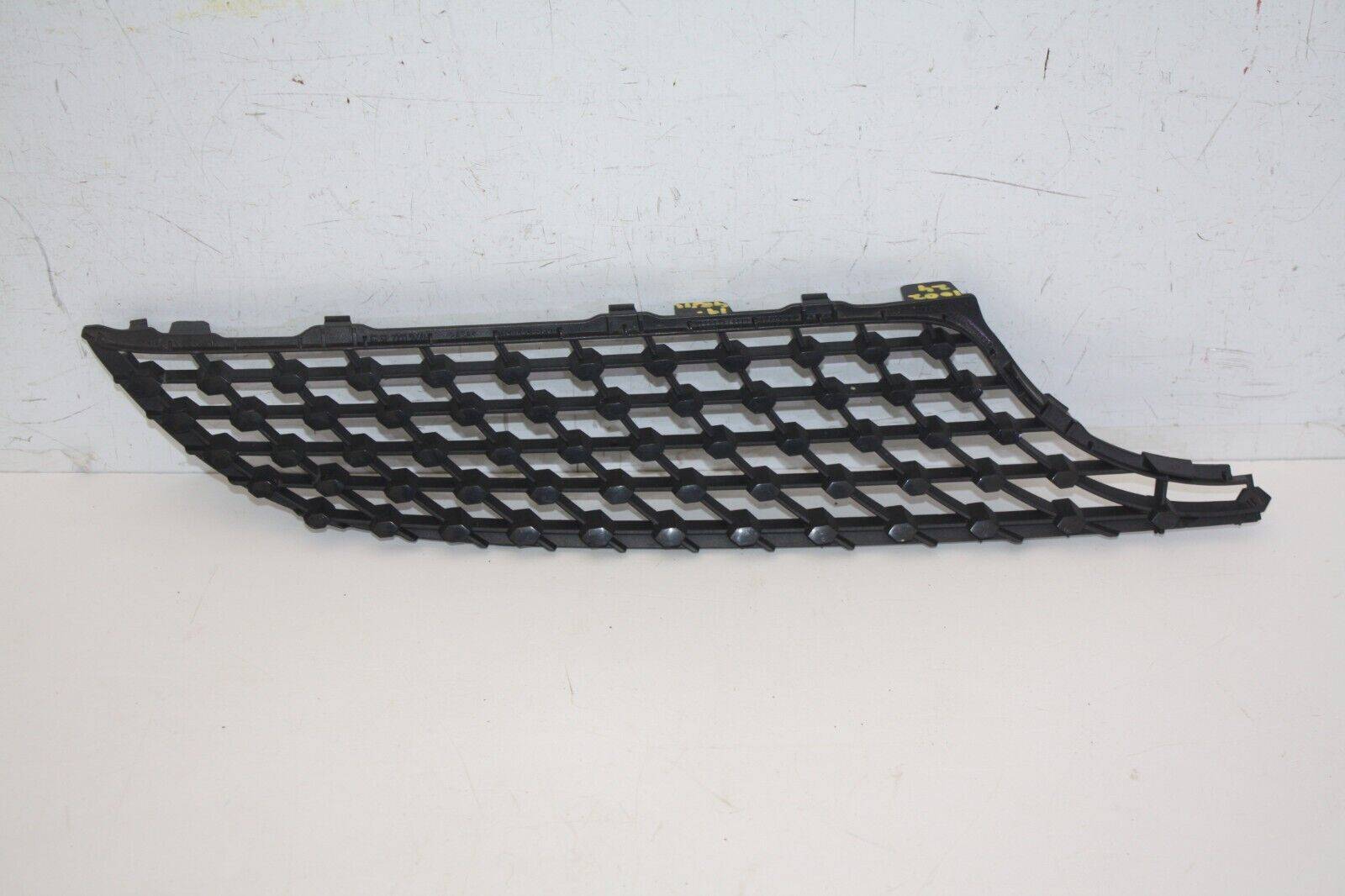 Mercedes-C-Class-W205-AMG-Front-Right-Side-Grill-A2058881660-Genuine-176234492295