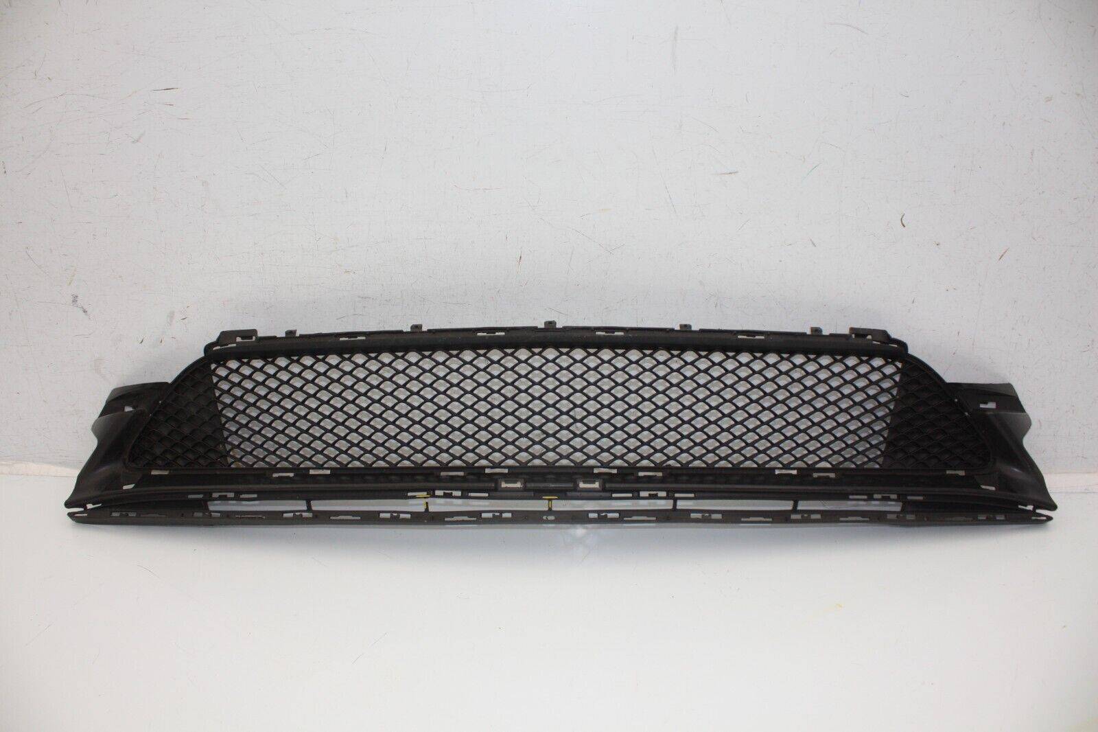 Mercedes C Class W205 Front Bumper Grill 18 TO 22 A2058852501 Genuine DAMAGED 176596565885