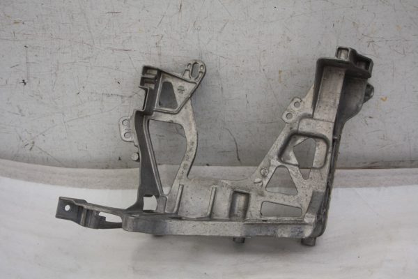 Mercedes-C-Class-W205-Front-Left-Headlight-Bracket-A2056221600-Genuine-177317089365