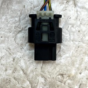 Mercedes C-Class W205 Parking Sensor Loom Plug Connector A0225452426 Genuine - Image 5