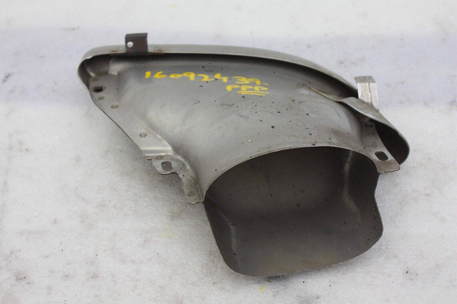 Mercedes-C-Class-W205-Rear-Bumper-Left-Exhaust-Tip-2014-TO-2020-A2054900300-176580202025-10