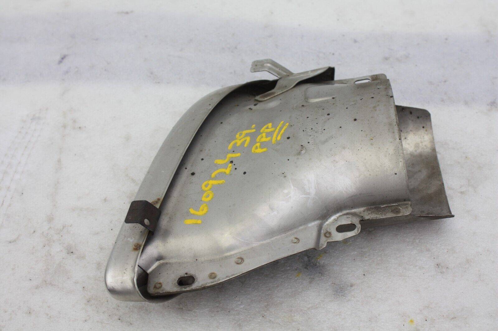 Mercedes-C-Class-W205-Rear-Bumper-Left-Exhaust-Tip-2014-TO-2020-A2054900300-176580202025-8