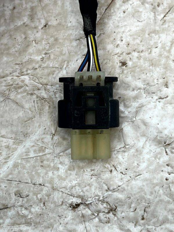 Mercedes C E Class W205 W213 PDC Sensor Loom Plug Connector A0225452526 Genuine 3 Mercedes C E Class W205 W213 PDC Sensor Loom Plug Connector A0225452526 Genuine 178527723875 4