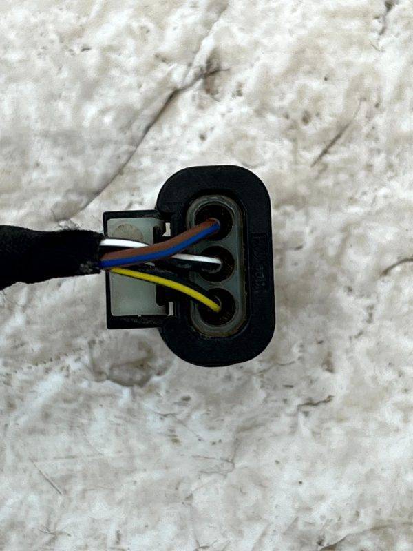 Mercedes C E Class W205 W213 PDC Sensor Loom Plug Connector A0225452526 Genuine 5 Mercedes C E Class W205 W213 PDC Sensor Loom Plug Connector A0225452526 Genuine 178527723875 6