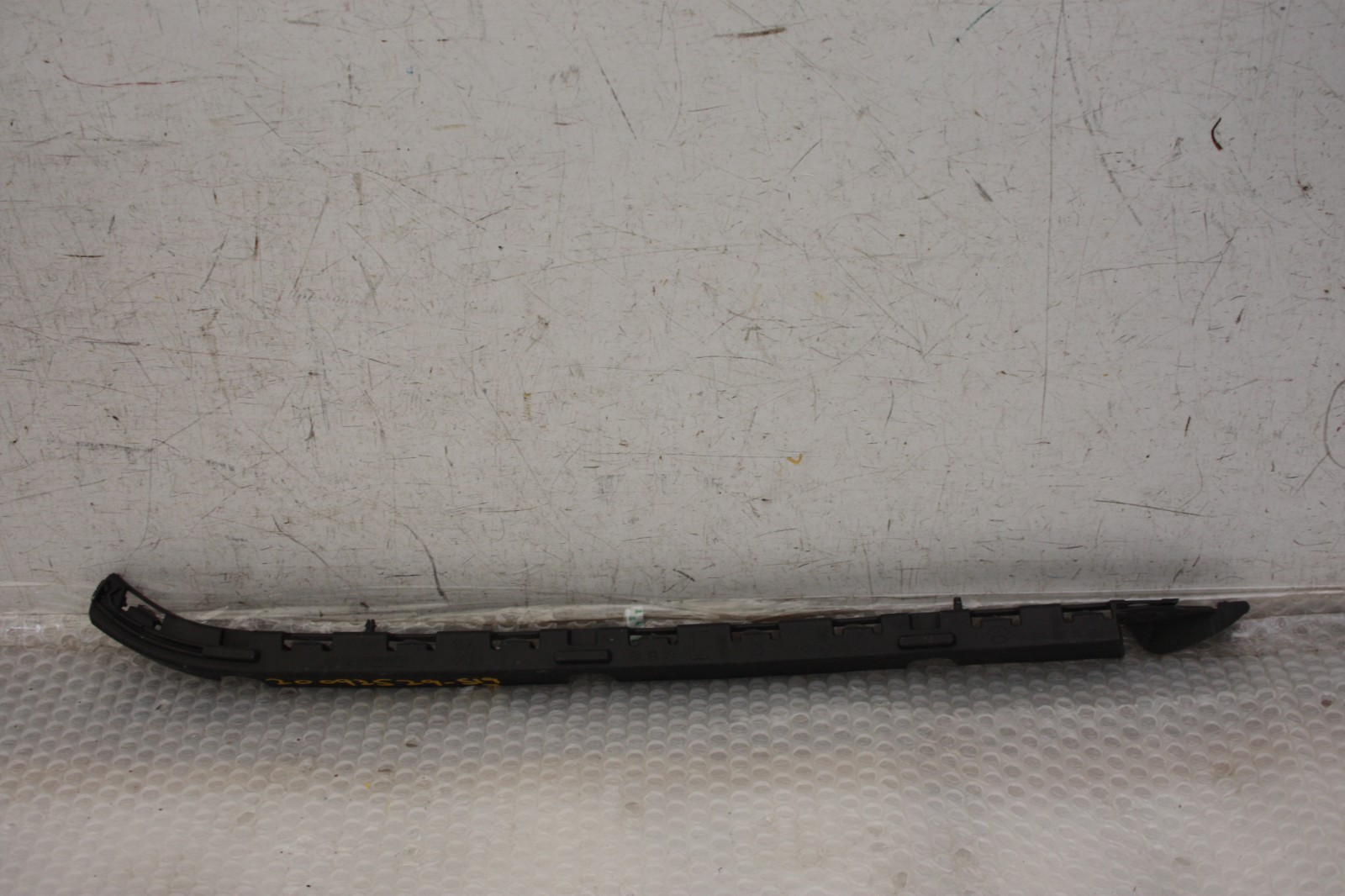 Mercedes CLS C218 Rear Bumper Left Side Bracket 2011 TO 2017 A2188800630 Genuine