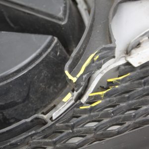 Mercedes E Class W213 Front Bumper Grill 16 TO 20 A2138880123 Genuine *DAMAGED* - Image 10