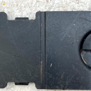 Mercedes E Class W213 Front Right Splash Guard Flap Cover A2136909102 Genuine - Image 4