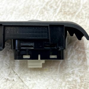 Mercedes E Class W213 Rear Right Door Window Control Switch A2137372000 Genuine - Image 14