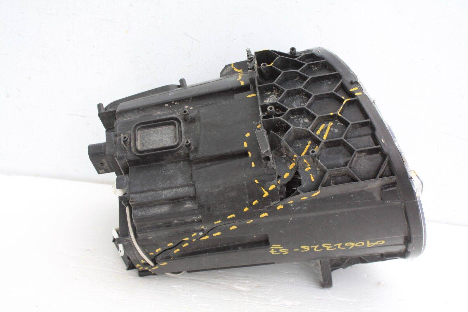 Mercedes-G-Class-W463-Right-Side-LED-Headlight-A4639067602-PARTS-OR-REPAIRS-175769127925-17