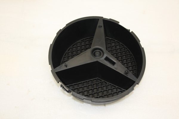 Mercedes-GLE-W166-Front-Bumper-Grill-Badge-2015-TO-2019-A0008880160-Genuine-176895124325