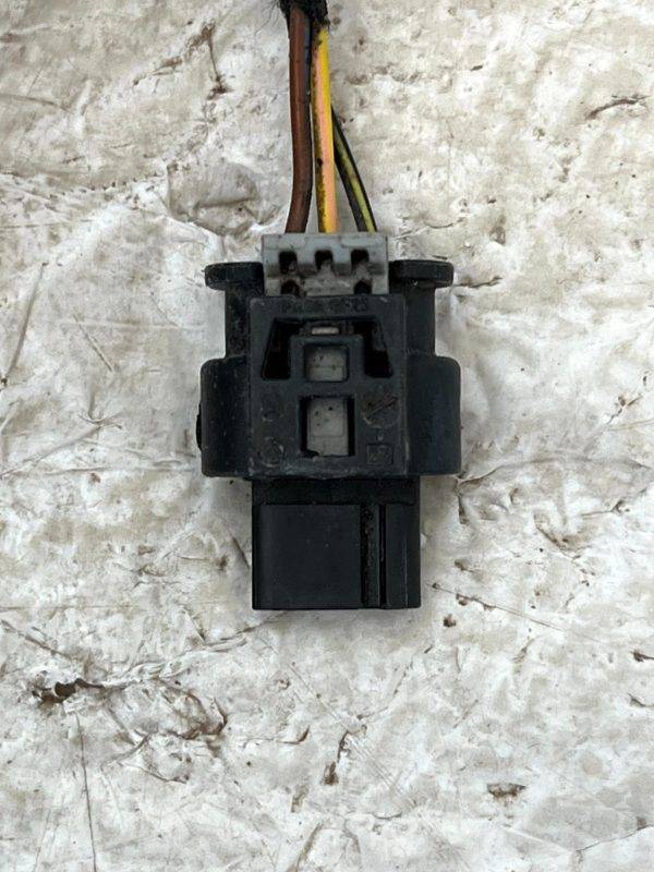 Mercedes GLE W166 PDC Parking Sensor Loom Plug Connector A0225452426 Genuine 178525057235 4