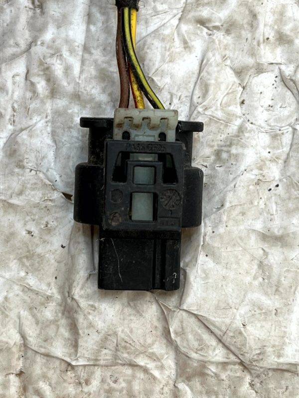 Mercedes GLE W166 PDC Parking Sensor Plug Connector 15 TO 19 A0225452426 Genuine 3 Mercedes GLE W166 PDC Parking Sensor Plug Connector 15 TO 19 A0225452426 Genuine 178432021965 4
