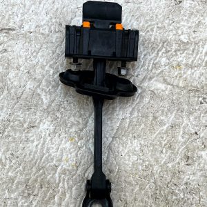 Mercedes Sprinter Front Left Door Check Strap Hinge 2018 ON A9107205900 Genuine - Image 7