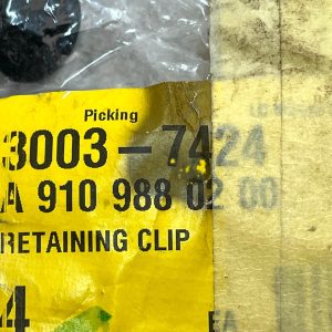 Mercedes Sprinter W907 W910 Rear Light Retaining Clip 18 ON A9109880200 Genuine - Image 15