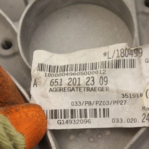 Mercedes Vito W447 Engine Holder Bracket A6512012309 Genuine - Image 8