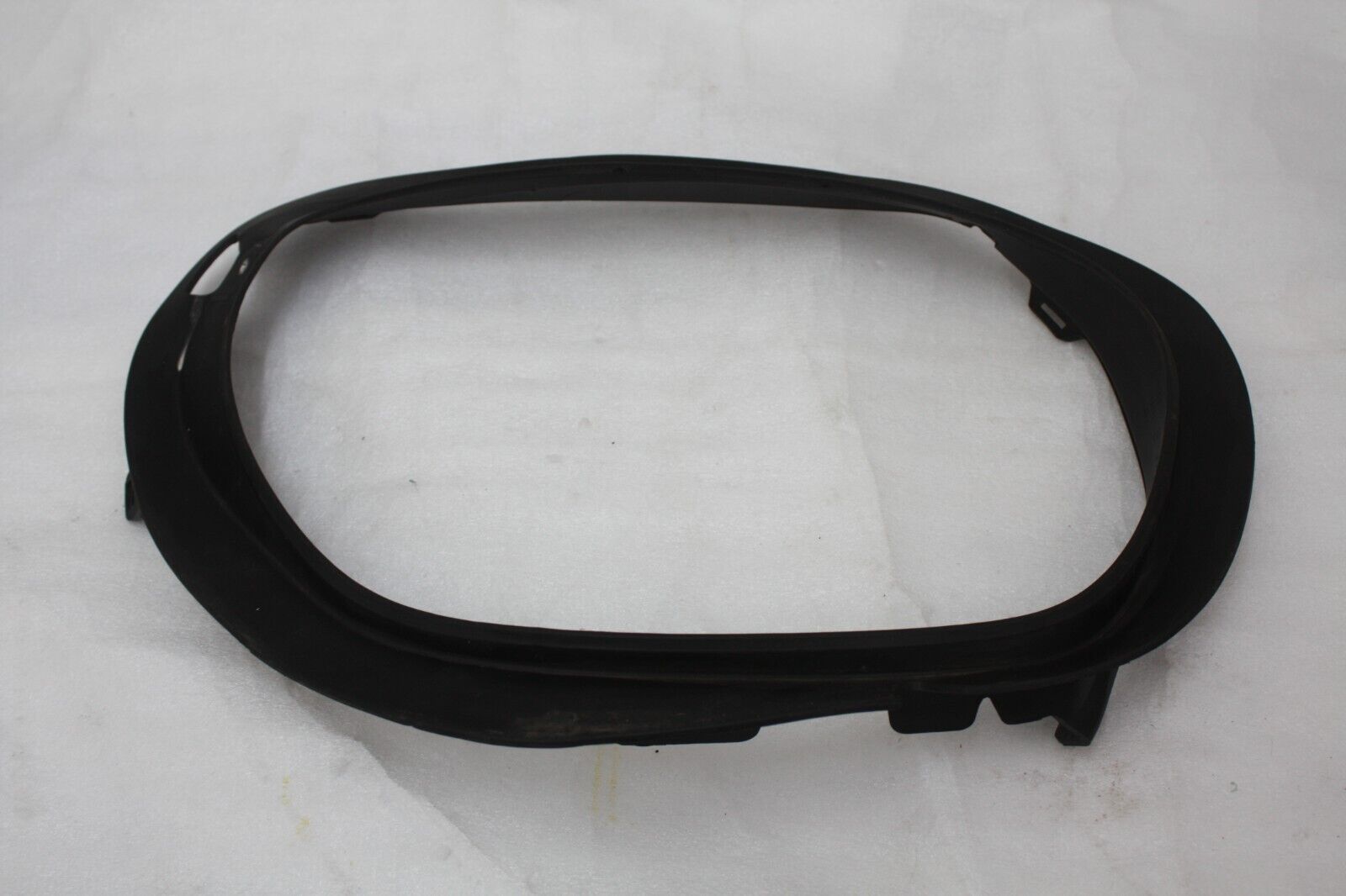 Mini Countryman F60 Front Right Headlight Seal Trim 51767388102 Genuine