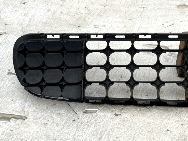 Mini Countryman R60 Front Bumper Lower Grill 2010 TO 2017 11460913 Genuine 6 Mini Countryman R60 Front Bumper Lower Grill 2010 TO 2017 11460913 Genuine 178518678265 7