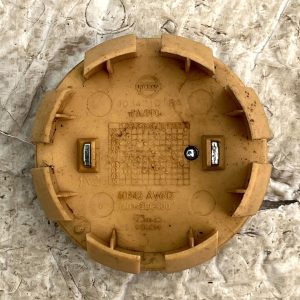 Nissan Almera Alloy Wheel Center Hub Cap 40342JD18A Genuine - Image 4