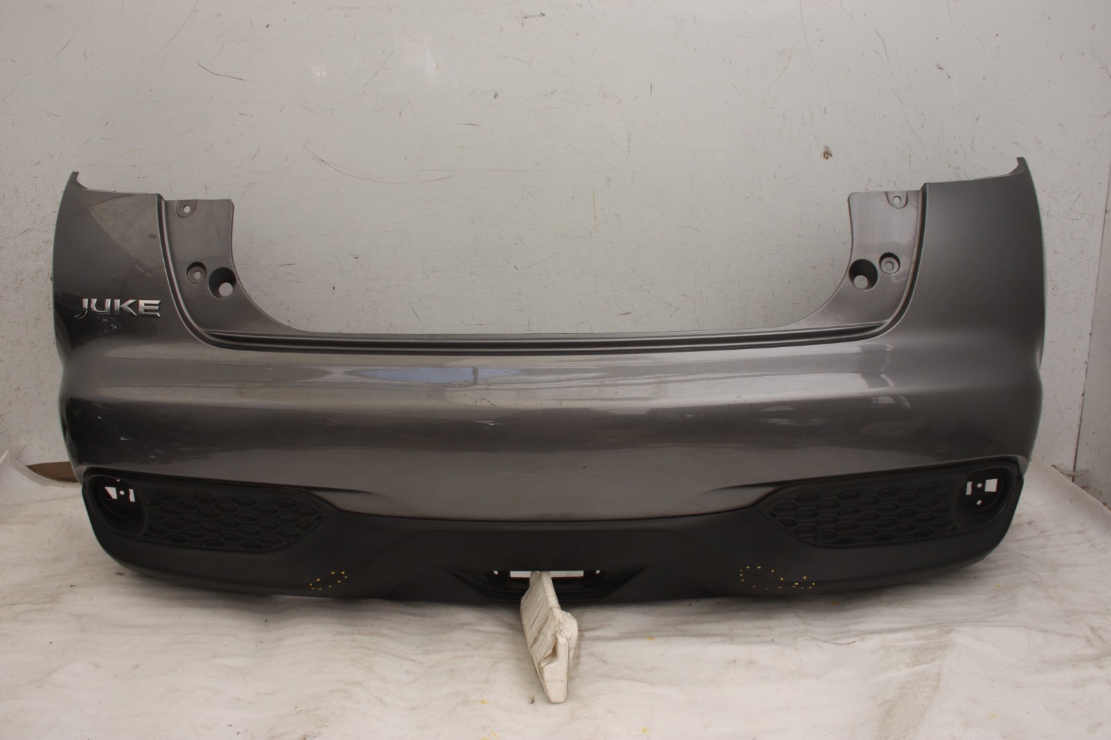 Nissan Juke F15 Rear Bumper 2014 TO 2019 85022-BV80H Genuine *DAMAGED*