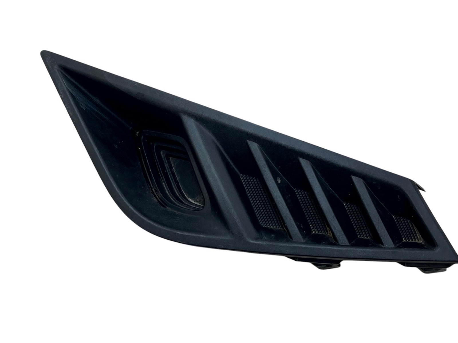 Nissan Juke Front Bumper Right Fog Light Grille Trim 2019 ON 622566PA0A Genuine