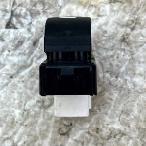 Peugeot 2008 Rear Right Side Door Window Control Switch 2013-2020 E31426 Genuine - Image 6