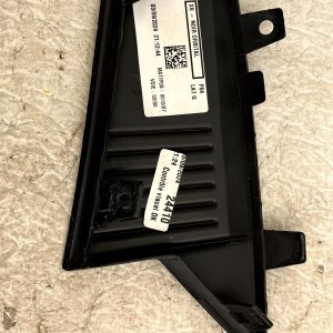 Peugeot 3008 Front Bumper Left Side Fog Light Trim 2024 ON 9839795980 Genuine - Image 8