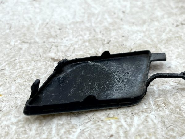 Peugeot 3008 Mk2 Front Bumper Tow Eye Cap Cover 2020 TO 2024 9836770277 Genuine 8 Peugeot 3008 Mk2 Front Bumper Tow Eye Cap Cover 2020 TO 2024 9836770277 Genuine 178507815375 9
