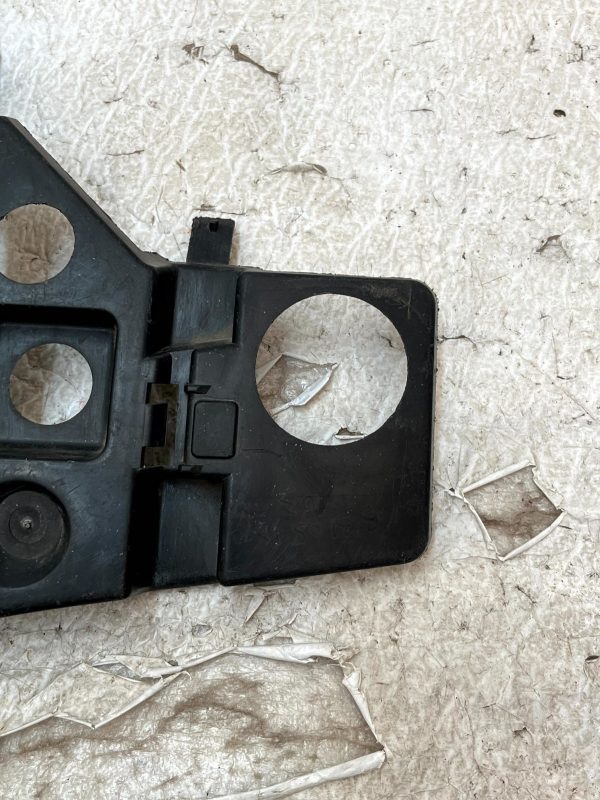 Peugeot 5008 Front Bumper Right Mounting Bracket 2010 2014 9686181380 Genuine 178537038235 5