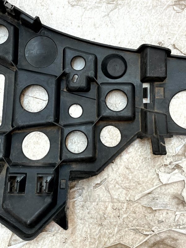 Peugeot 5008 Front Bumper Right Mounting Bracket 2010 2014 9686181380 Genuine 178537038235 9