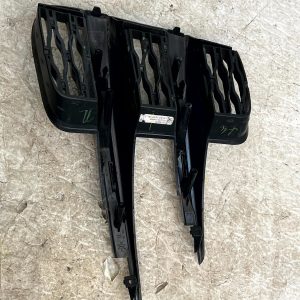 Range Rover Evoque L551 Front Bumper Right Grill 2019 ON K8D2-8B289-AB - Image 6