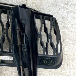 Range Rover Evoque L551 Front Bumper Right Grill 2019 ON K8D2-8B289-AB - Image 8