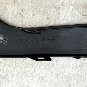 Range Rover Evoque L551 Front Bumper Right Trim 2019 ON K8D2-17E784-AB Genuine - Image 13