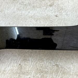 Range Rover Evoque L551 Front Bumper Right Trim 2019 ON K8D2-17E784-AB Genuine - Image 4