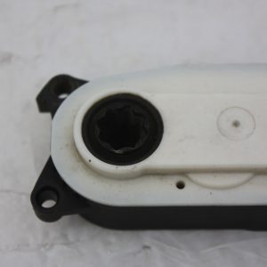 Range Rover Evoque L551 Intake Actuator Motor 5877R1007 Genuine - Image 3