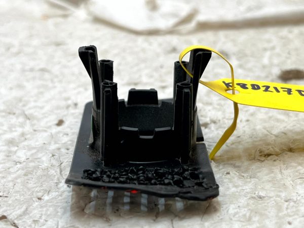 Range Rover Evoque Parking Assist Sensor Holder Bracket K8D2-17D781-AAW Genuine 3 Range Rover Evoque Parking Assist Sensor Holder Bracket K8D2 17D781 AAW Genuine 178538728575 4