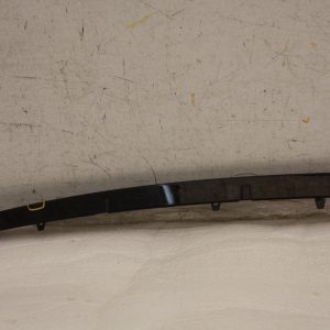 Range Rover Evoque Rear Bumper Center Trim 2019 ON K8D2-17775-AB *DAMAGED* - Image 13