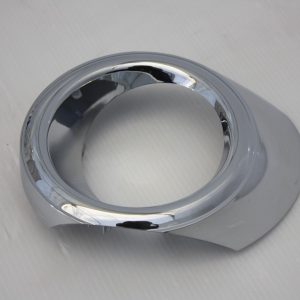 Range Rover L322 Autobiography Exterior Design Pack foglight bezel chrome right - Image 5
