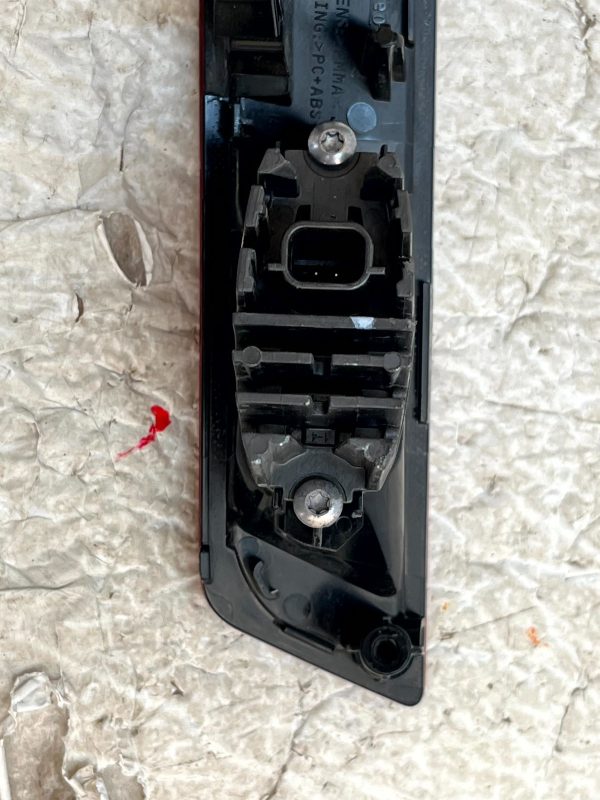 Renault 5 E-Tech Rear Bumper Right Side Light Reflector 265407415R Genuine 11 Renault 5 E Tech Rear Bumper Right Side Light Reflector 265407415R Genuine 178427544025 12