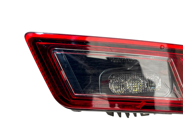 Renault 5 E-Tech Rear Bumper Right Side Light Reflector 265407415R Genuine 1 Renault 5 E Tech Rear Bumper Right Side Light Reflector 265407415R Genuine 178427544025 2