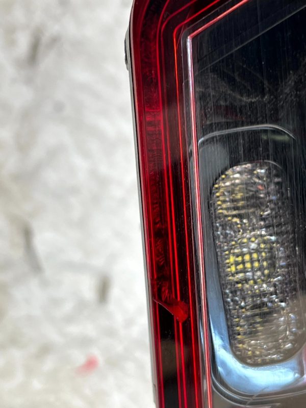 Renault 5 E-Tech Rear Bumper Right Side Light Reflector 265407415R Genuine 6 Renault 5 E Tech Rear Bumper Right Side Light Reflector 265407415R Genuine 178427544025 7