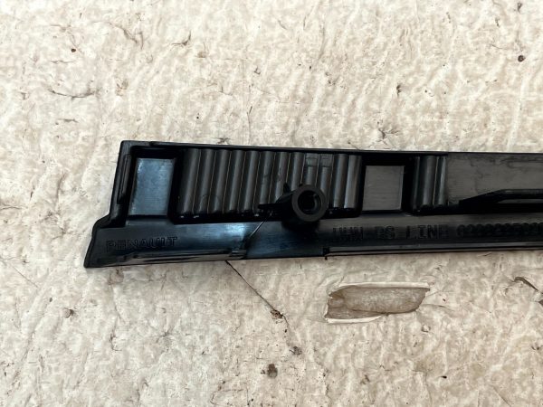 Renault Austral HHN RS Line Front Right Headlight Trim Strip 623828582R Genuine 178504998675 6