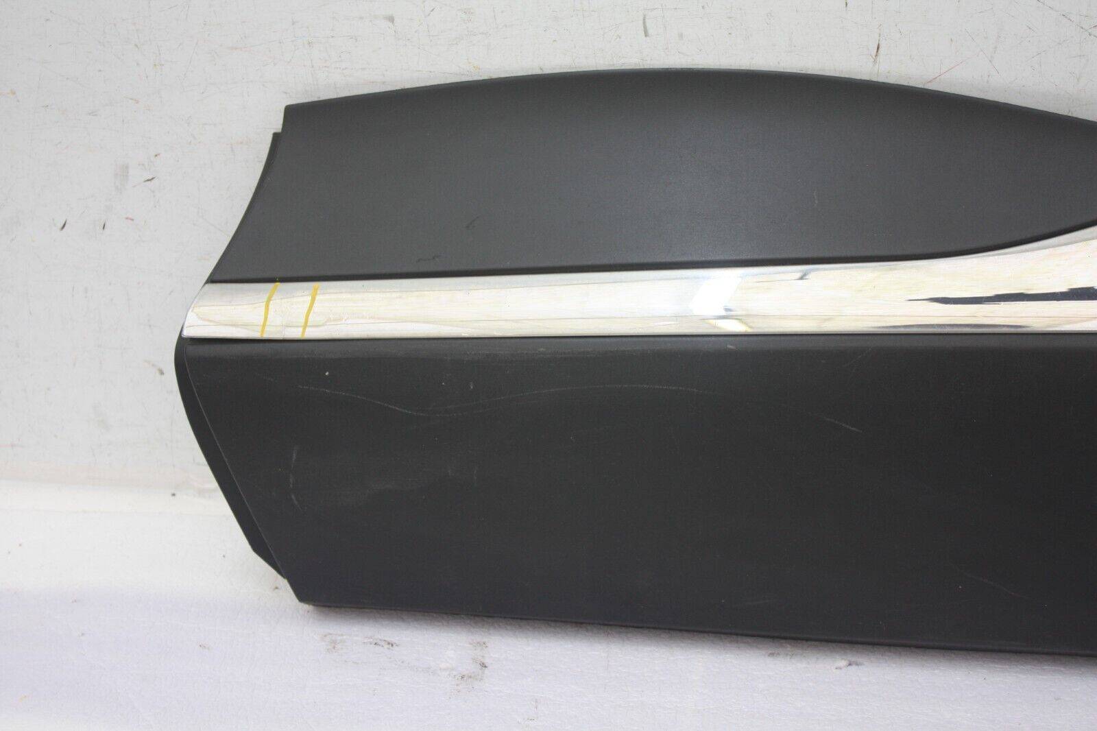 Renault-Captur-Rear-Right-Side-Door-Moulding-828779405R-Genuine-DAMAGED-176656897415-3