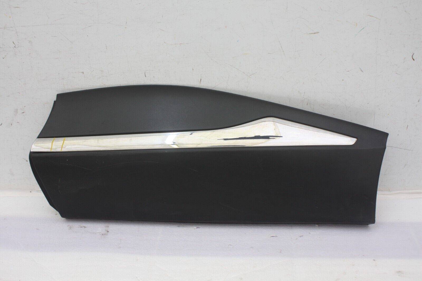 Renault Captur Rear Right Side Door Moulding 828779405R Genuine DAMAGED 176656897415