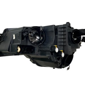 Skoda Karoq Right Side Headlight 2017 TO 2022 57C941016A Genuine *DAMAGED* - Image 6