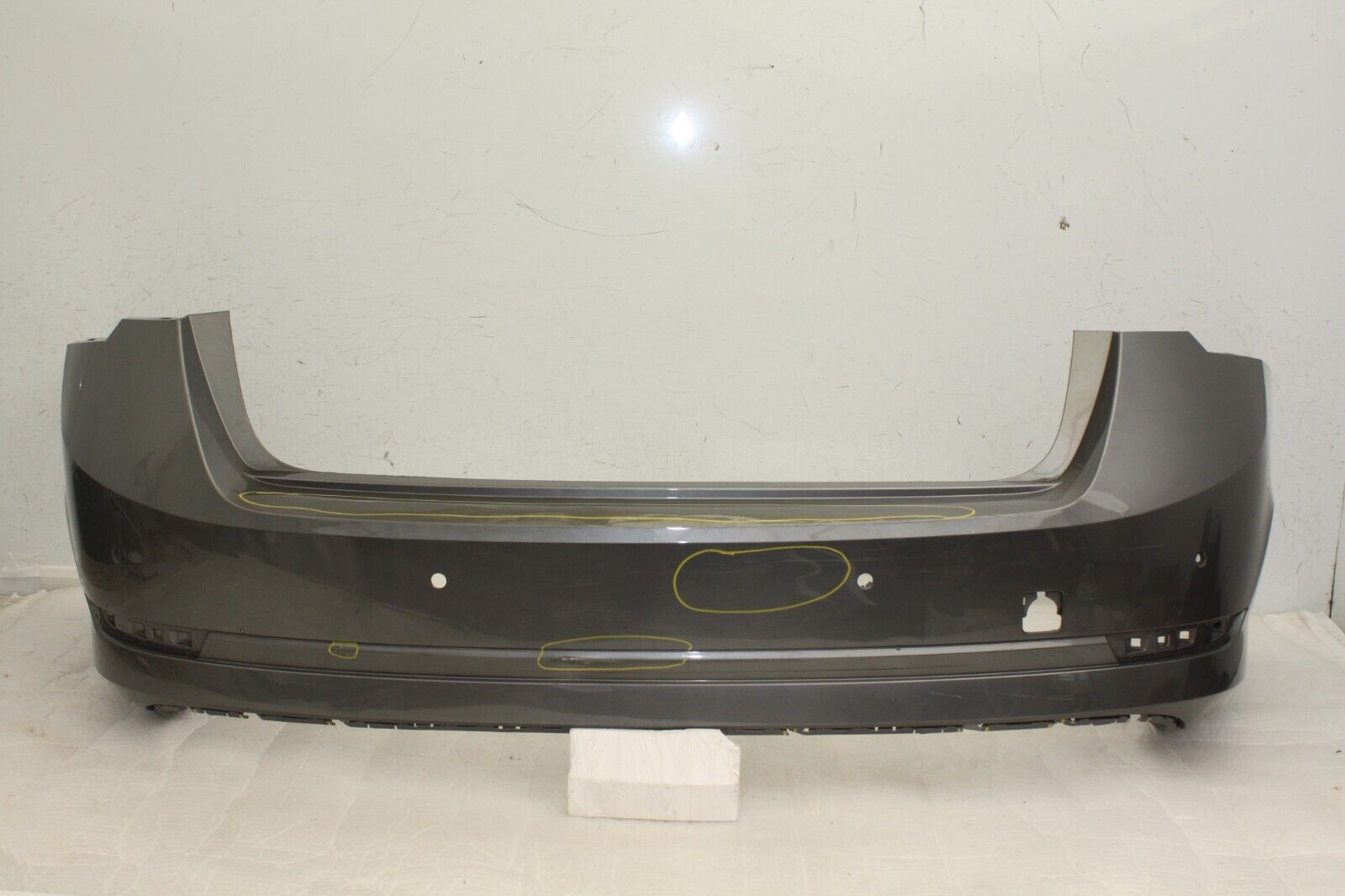 Skoda Octavia Rear Bumper 2020 TO 2024 5E6807421 Genuine *DAMAGED*