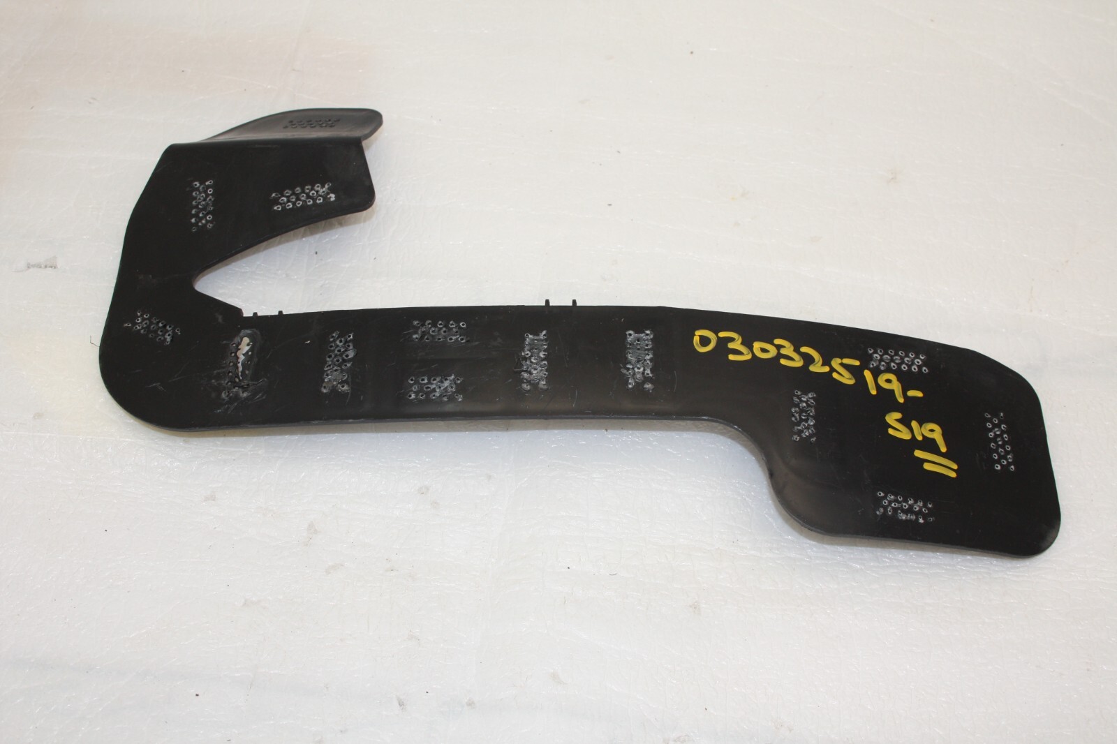 Tesla Model 3 Front Bumper Right Bracket 2019 TO 2024 1089450-00-B Genuine