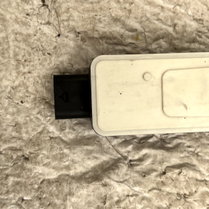 Tesla Model Y Active Shutter Grille Actuator Motor 1097767-00-B Genuine - Image 4
