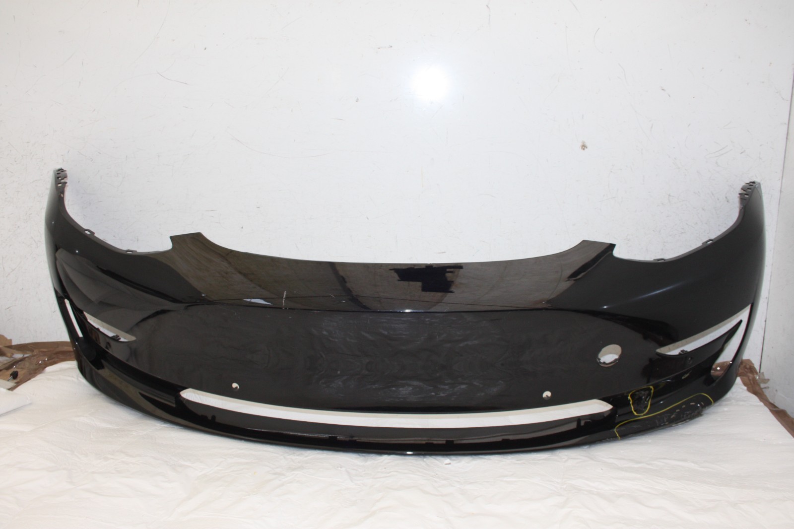 Tesla Model Y Front Bumper 1084168-00-D Genuine *DAMAGED*